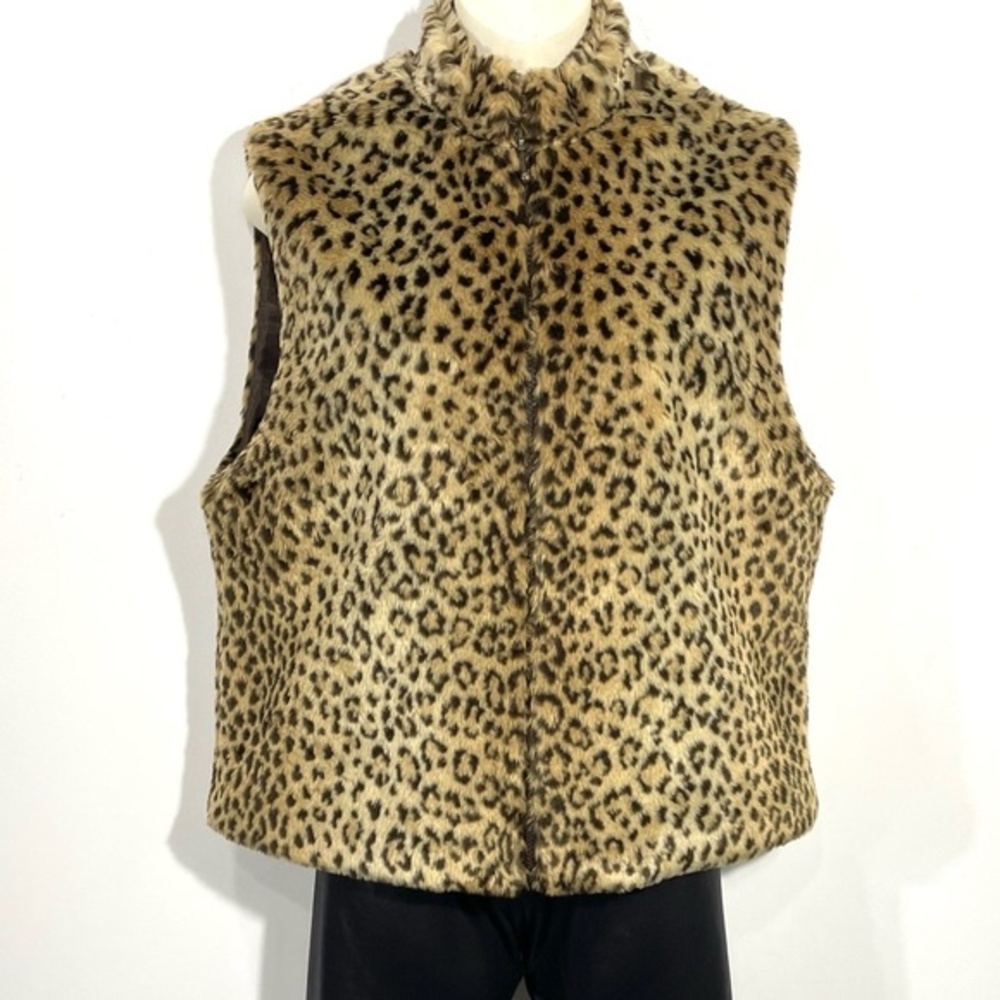 Preston & York Women's Leopard Print Faux Fur Zipper Vest